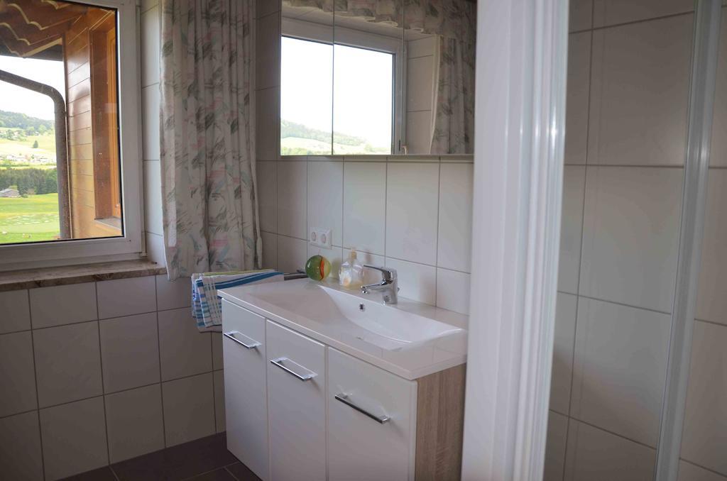 Ferienhaus Mitterbauer Oberhofen am Irrsee Zimmer foto