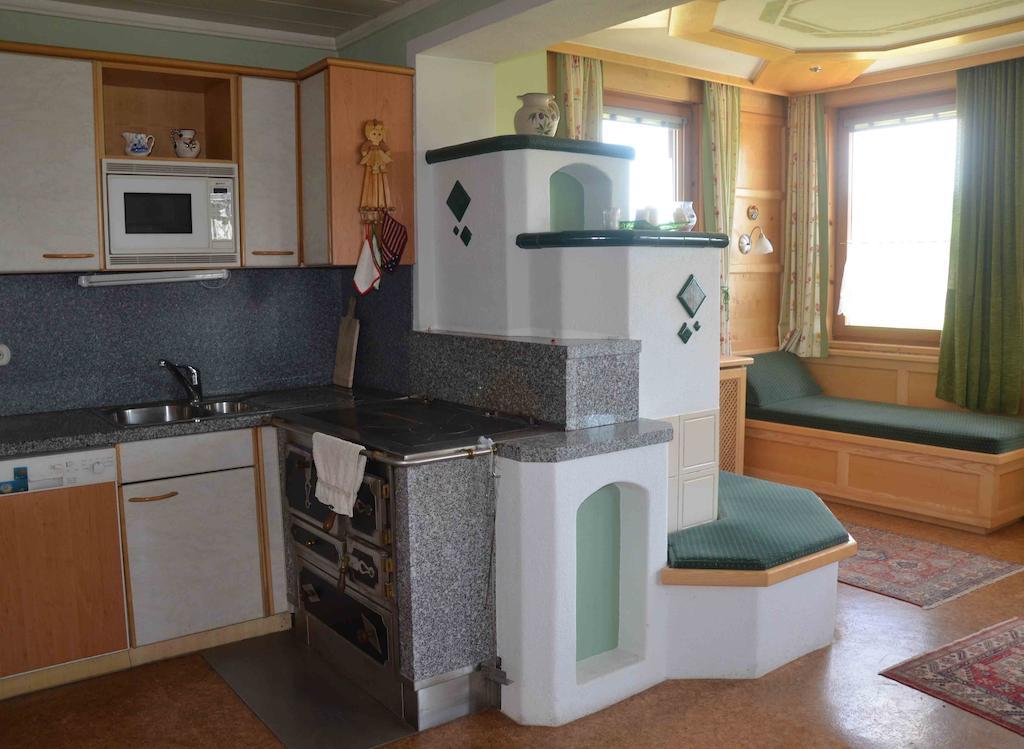 Ferienhaus Mitterbauer Oberhofen am Irrsee Zimmer foto